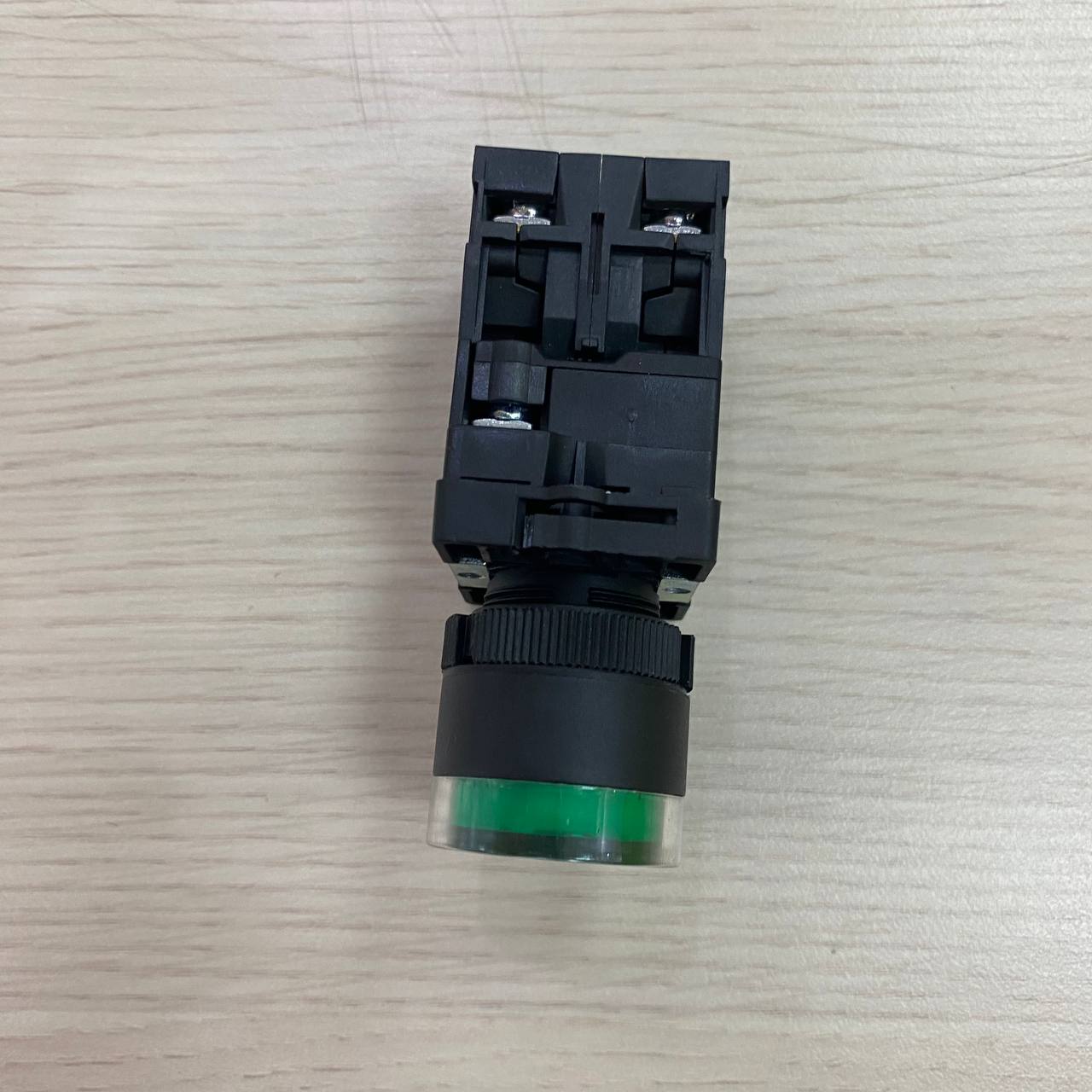 Nút nhấn có đèn Chint màu xanh lá NP2-EW3363 230V LED